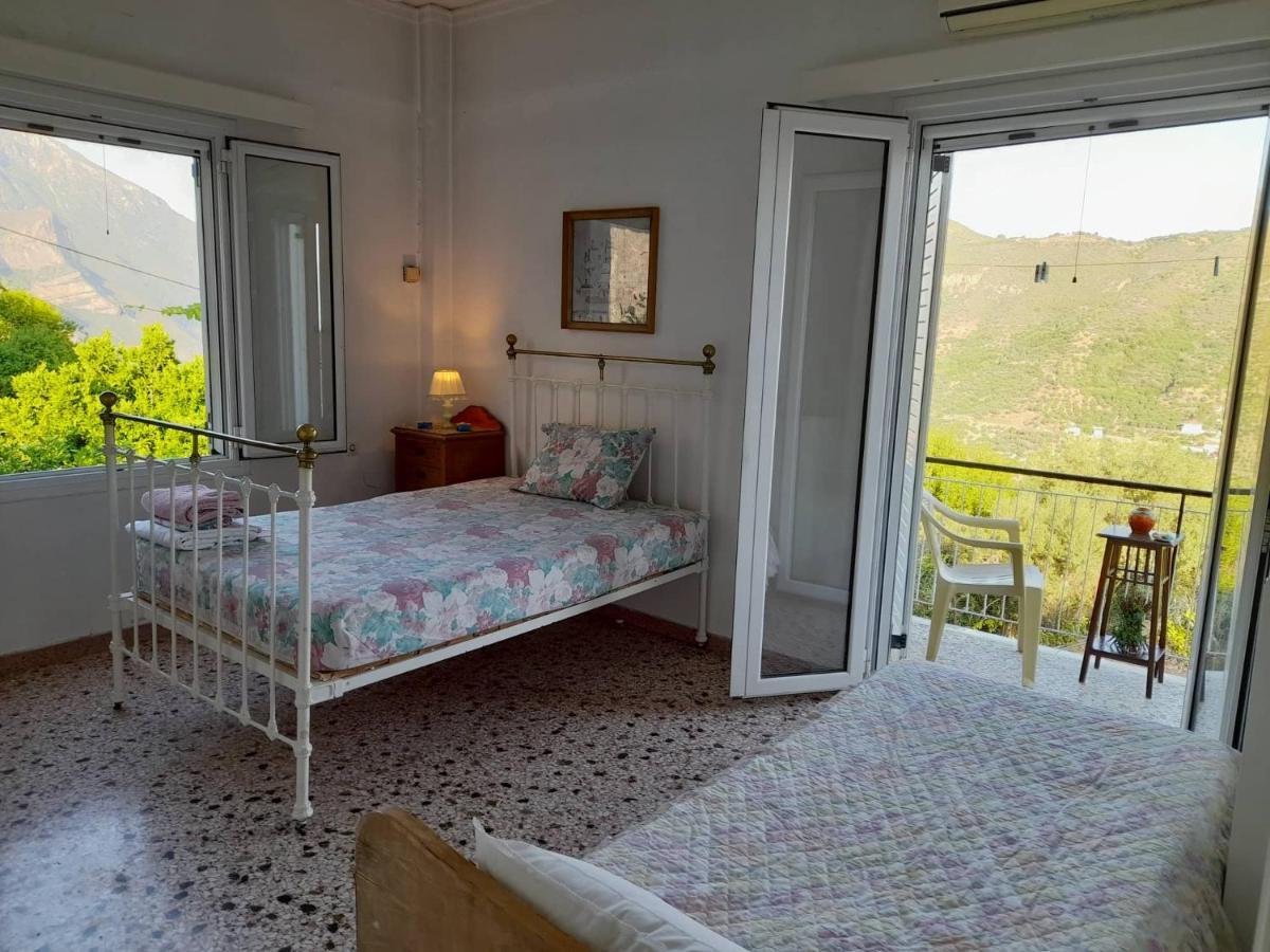Villa Vacation House Dionysia Egio Exterior foto
